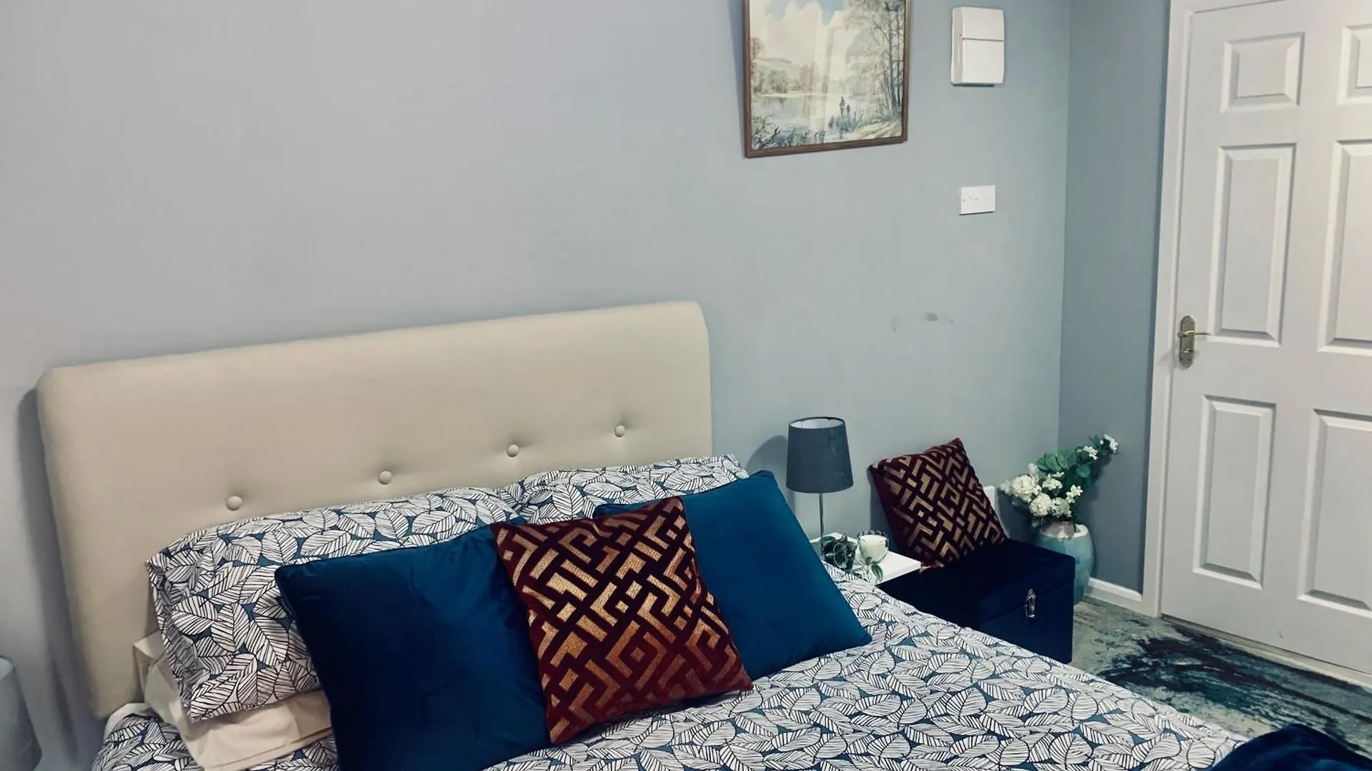 Modern Studio Appartment Cheltenham